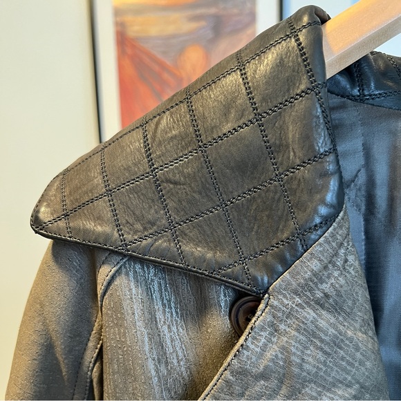 Vintage Mario Valentino leather jacket - Picture 2 of 13